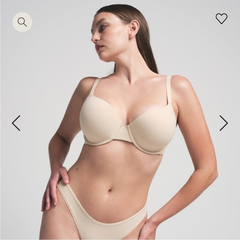 Skims Fits Everybody T-Shirt Bra Sand 38DD 38E